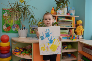 День отпечатка пальца (пальчиковая живопись). День отпечатка пальца (пальчиковая живопись).