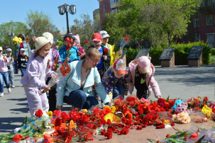Название новости нВеликий Май - Победный Май. Светлый праздник День Победые более 2 строк Название новости нВеликий Май - Победный Май. Светлый праздник День Победые более 2 строк.